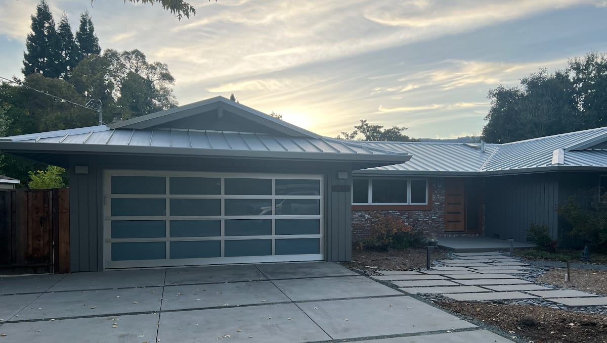 Modern style garage doors