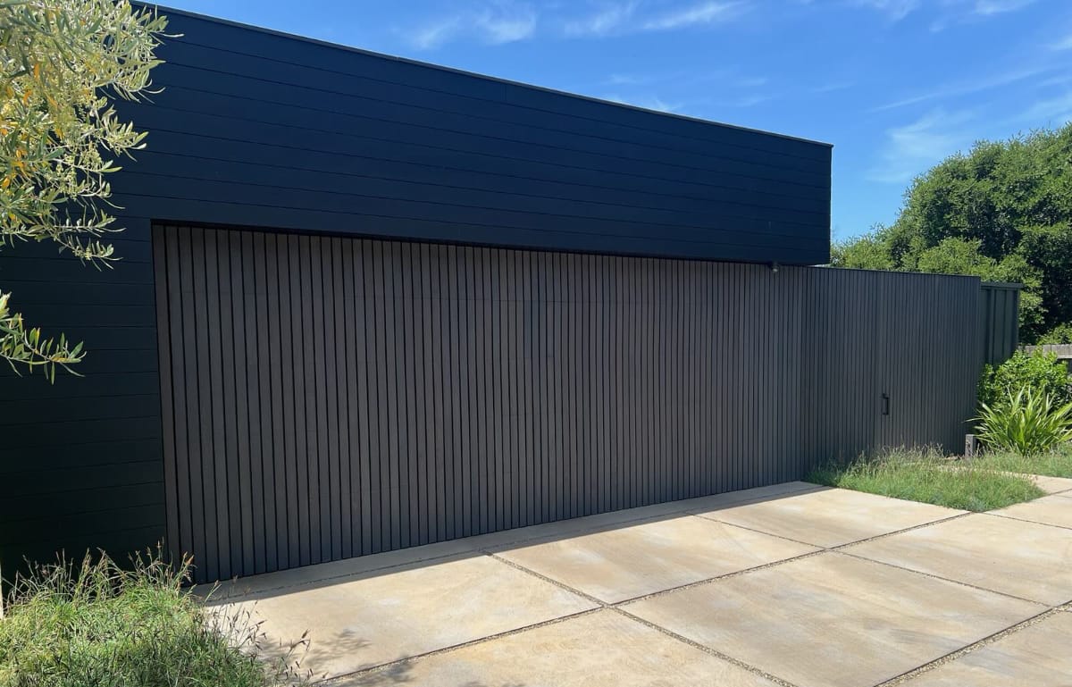 Modern style garage doors